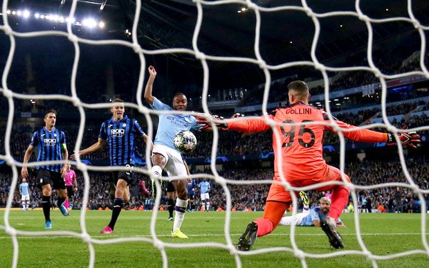 Hat-trick Sterling Warnai...