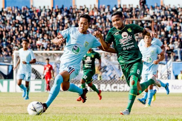 Ditekuk Persela, Persebaya...