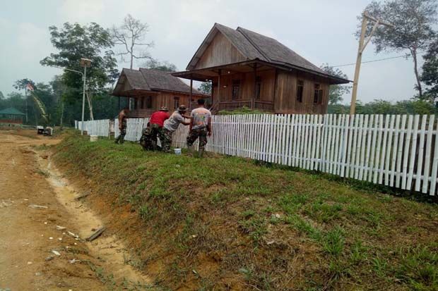 Jelang Penutupan TMMD,...