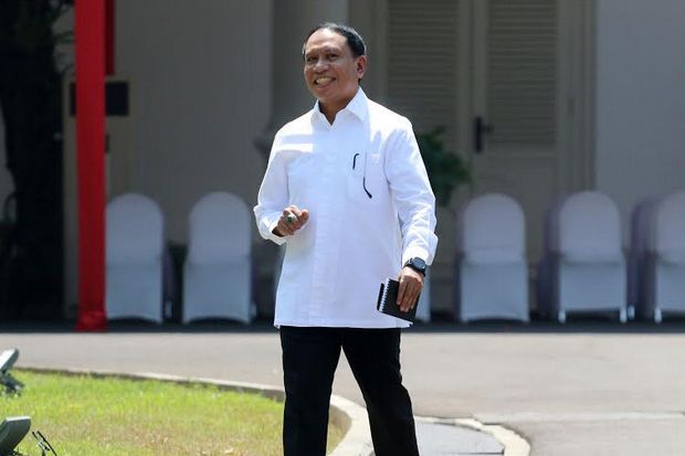 Diminta Benahi Sepakbola,...