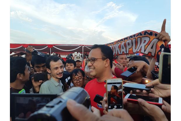 Anies Nilai Aksi Greenpeace...