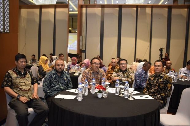 Pemprov Jabar Targetkan...