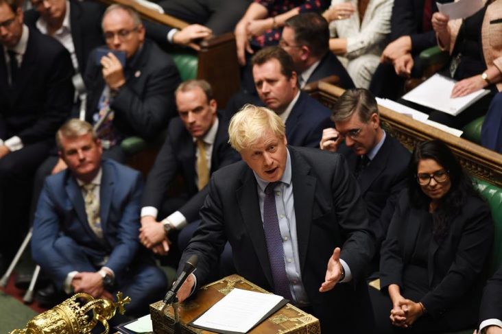 UE Pertimbangkan Brexit...