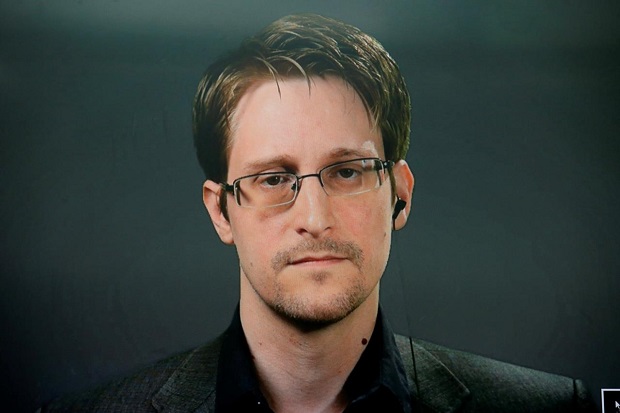 Paspor Dicabut AS, Snowden:...