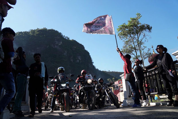 Horas! Suryanation Ridescape...