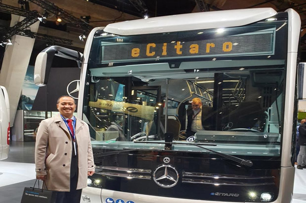 Hadiri Ajang Bus World...