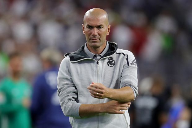 Zidane Pusing, Lima...