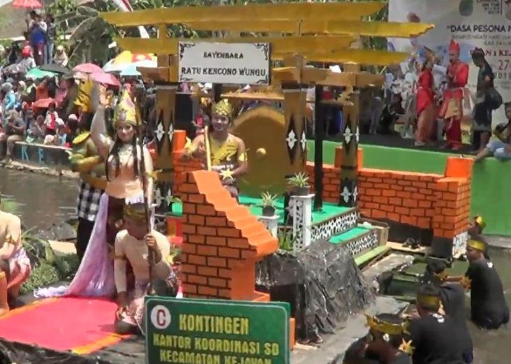 Unik dan Menarik, Karnaval...