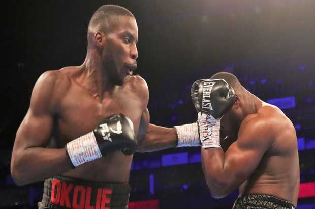 Menang TKO Ronde 7,...