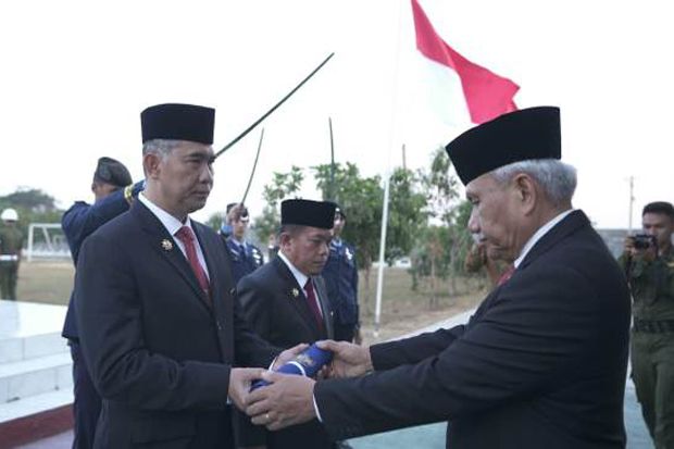 Wali Kota Jambi Syarif...