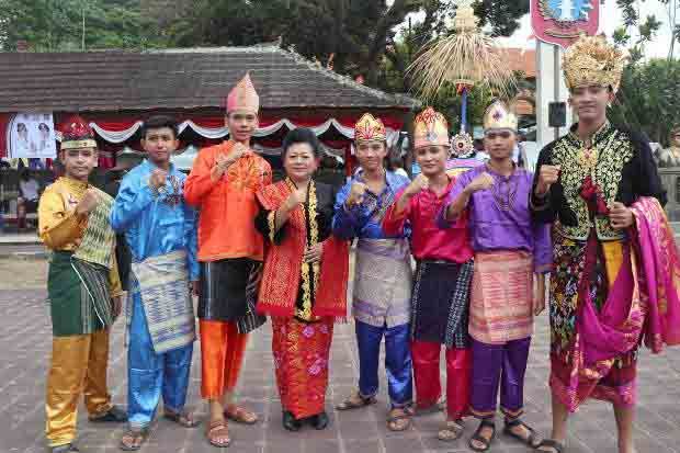 Bupati Karangasem Mas...