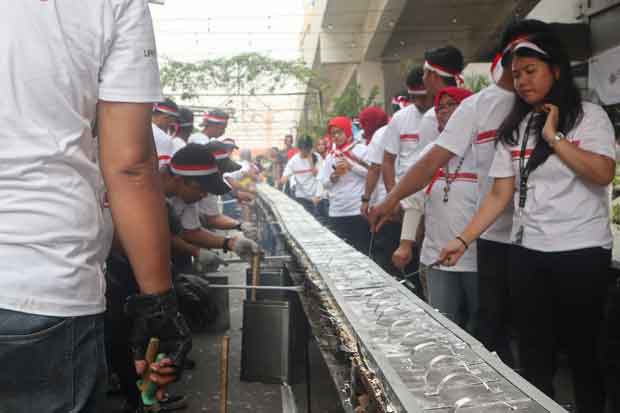 HUT Detos Ke-14, Kue...