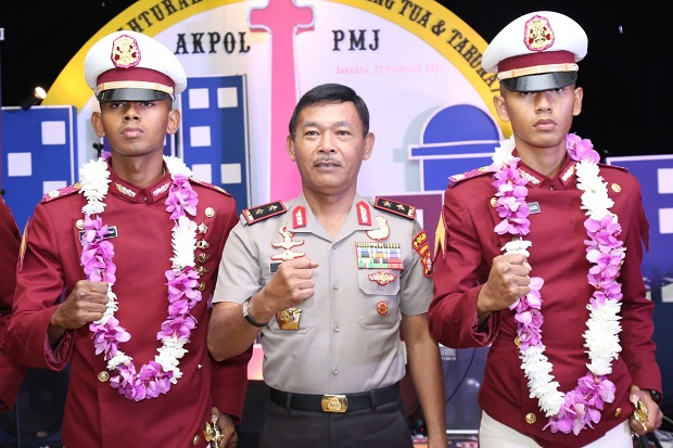 Idham Antar Puteranya...