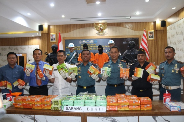 TNI AL Gagalkan Penyelundupan...