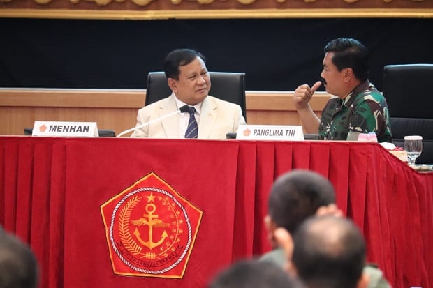 Panglima: Menhan-TNI...