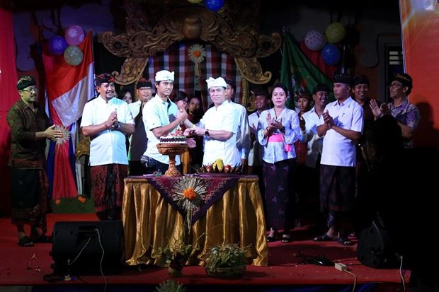 Bupati Suwirta Minta...