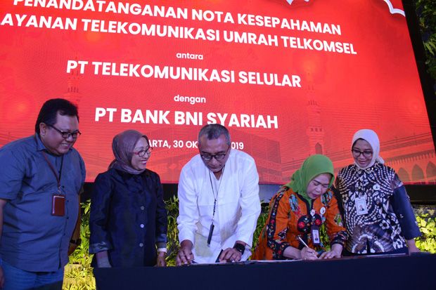 Telkomsel Umrah Fair...