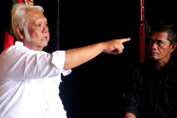 Tuduh Iwan Bule, Vijaya...