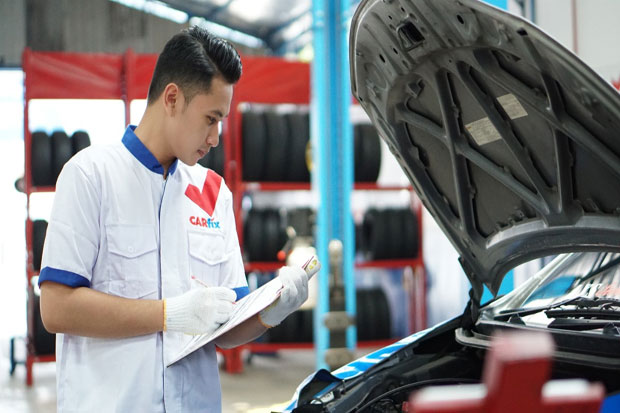 Service Mobil Kesayangan...