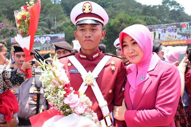 Anak Calon Kapolri Dilantik...