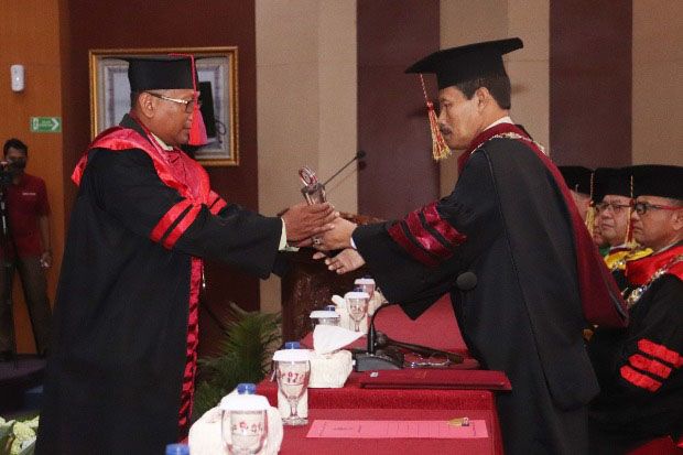 Unhan Mewisuda 36 Orang...