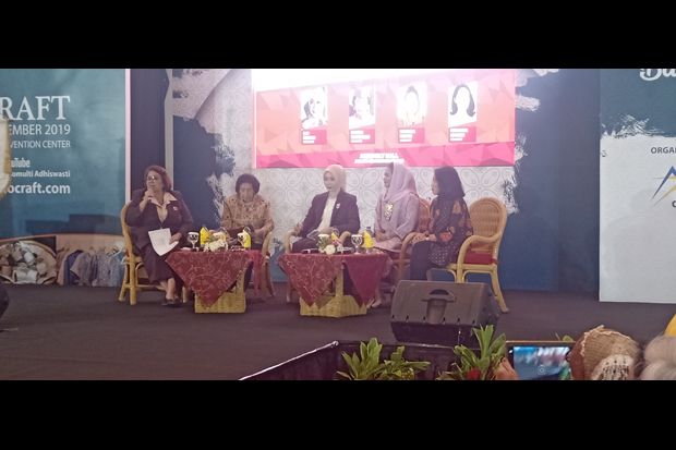 Kaum Perempuan Diminta...