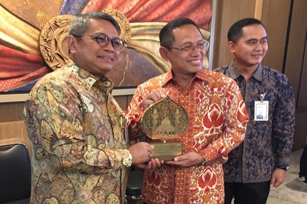 Mandiri Syariah Gandeng...