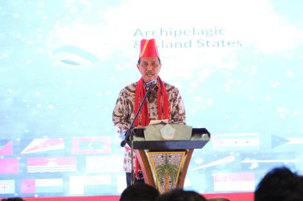 Lewat AIS, Luhut Optimis...