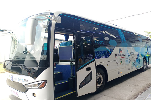 Bus Listrik Produksi...