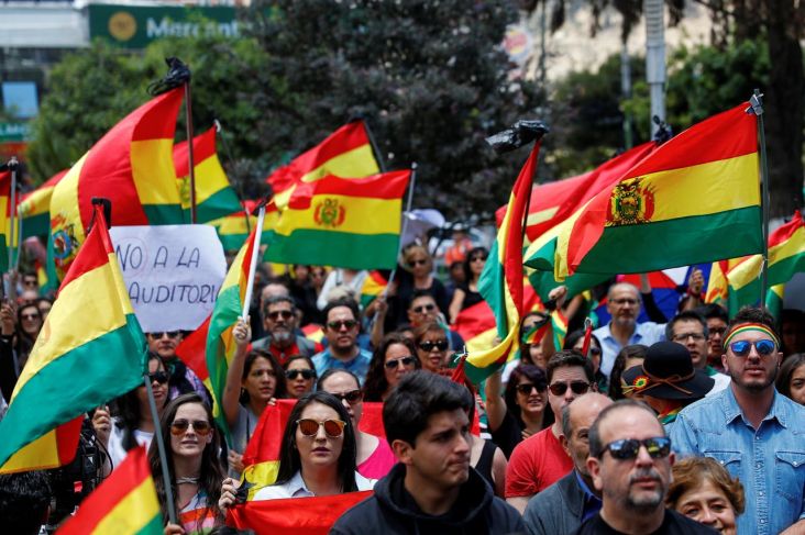Bolivia Terpecah Saat...