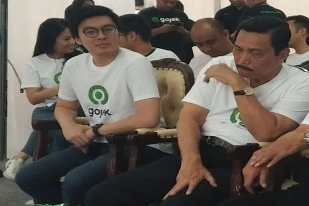 Terus Berevolusi, Luhut...