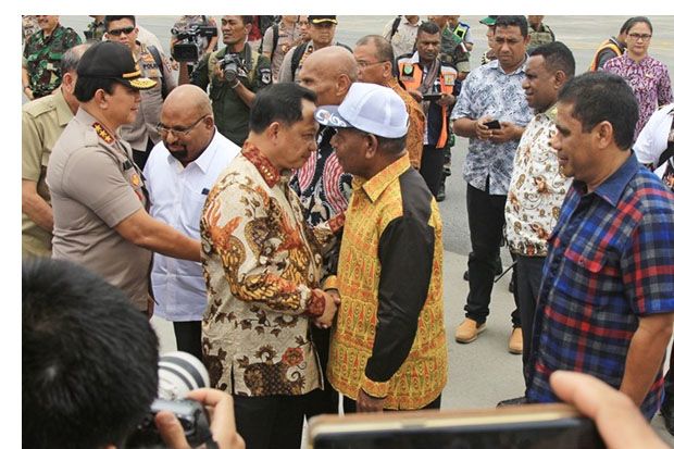 Pemerintah Pusat Pertimbangkan...