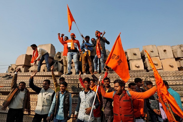 Muslim India Cemas Jelang...