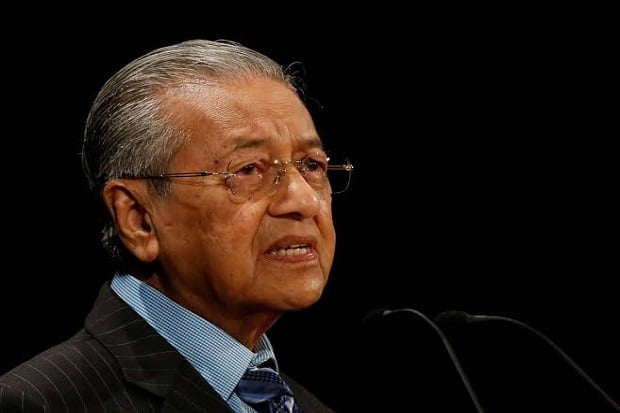 Mahathir Kecam Sanksi...