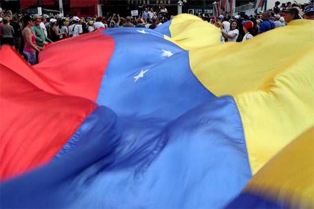 Venezuela Balas Tindakan...