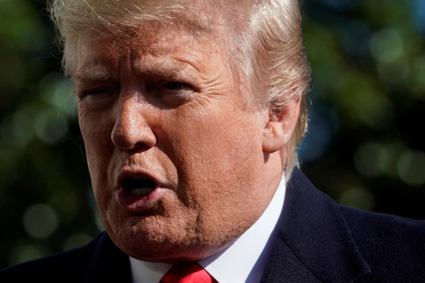 Trump Minta Nama Whistleblower...