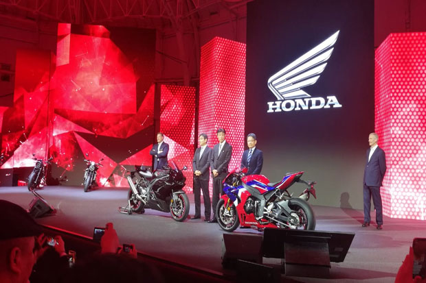 Lahir di EICMA 2019,...