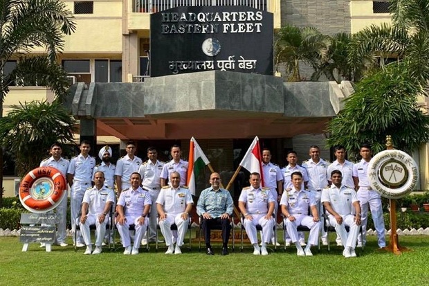 TNI AL - Indian Navy...