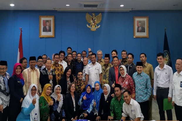 Persatuan Guru NU Pertanyakan...
