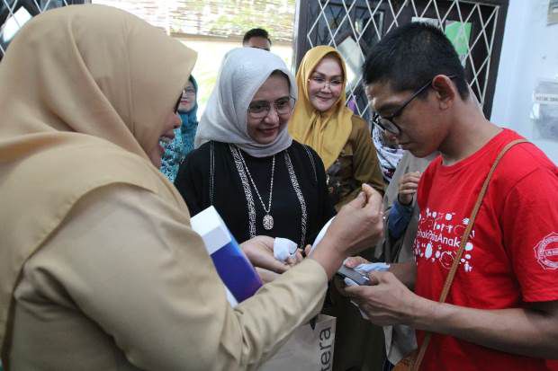 Ketua TP PKK Kota Makassar...