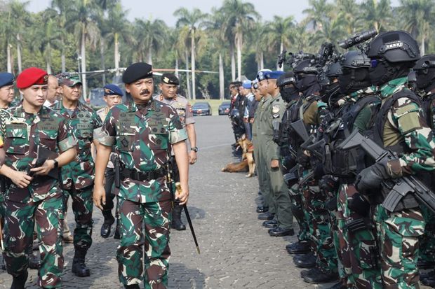 Panglima TNI Tegaskan...