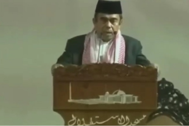Menag Melewatkan Salawat...