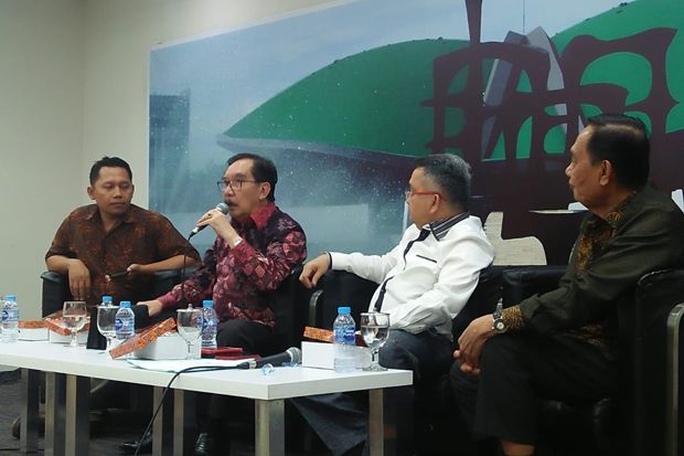 Diisukan Masuk Dewan...