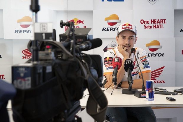 Kasihan, CEO Dorna Sports...