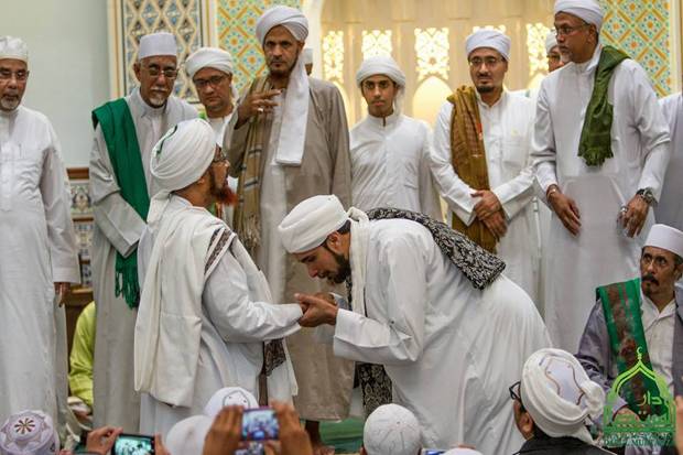 20 Adab Pergaulan dan...