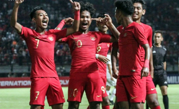 Susunan Pemain Timnas...