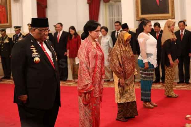 Bukan Sekadar Gelar...