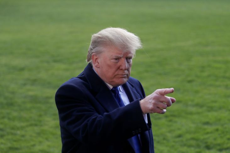 Trump Mungkin Hadiri...