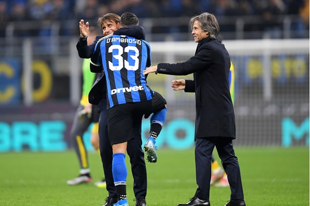 Pantang Menyerah, Conte...