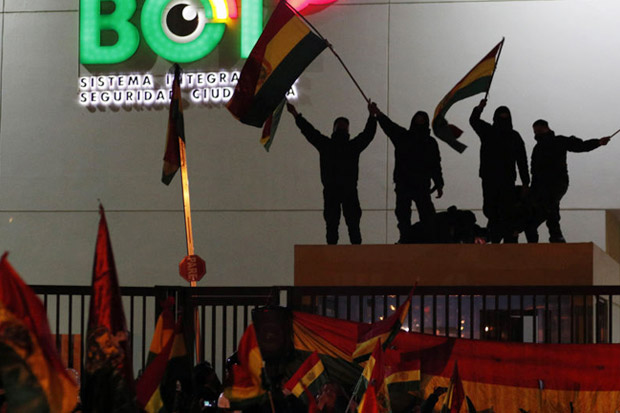 Demonstran Bolivia Rebut...